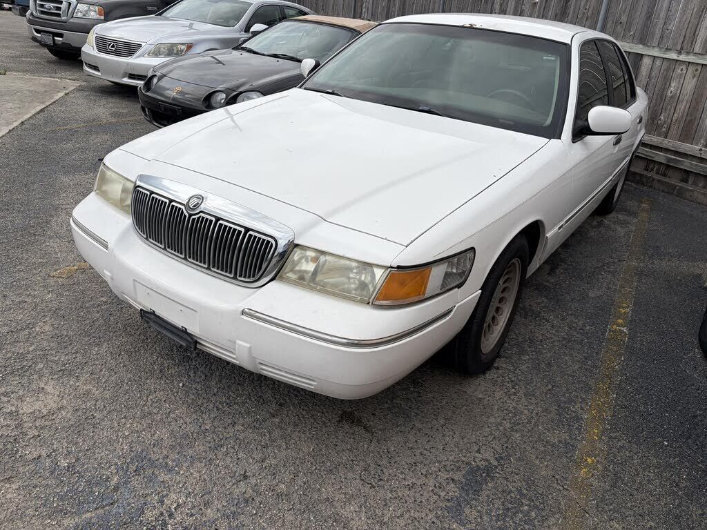 2001 MERCURY Grand Marquis