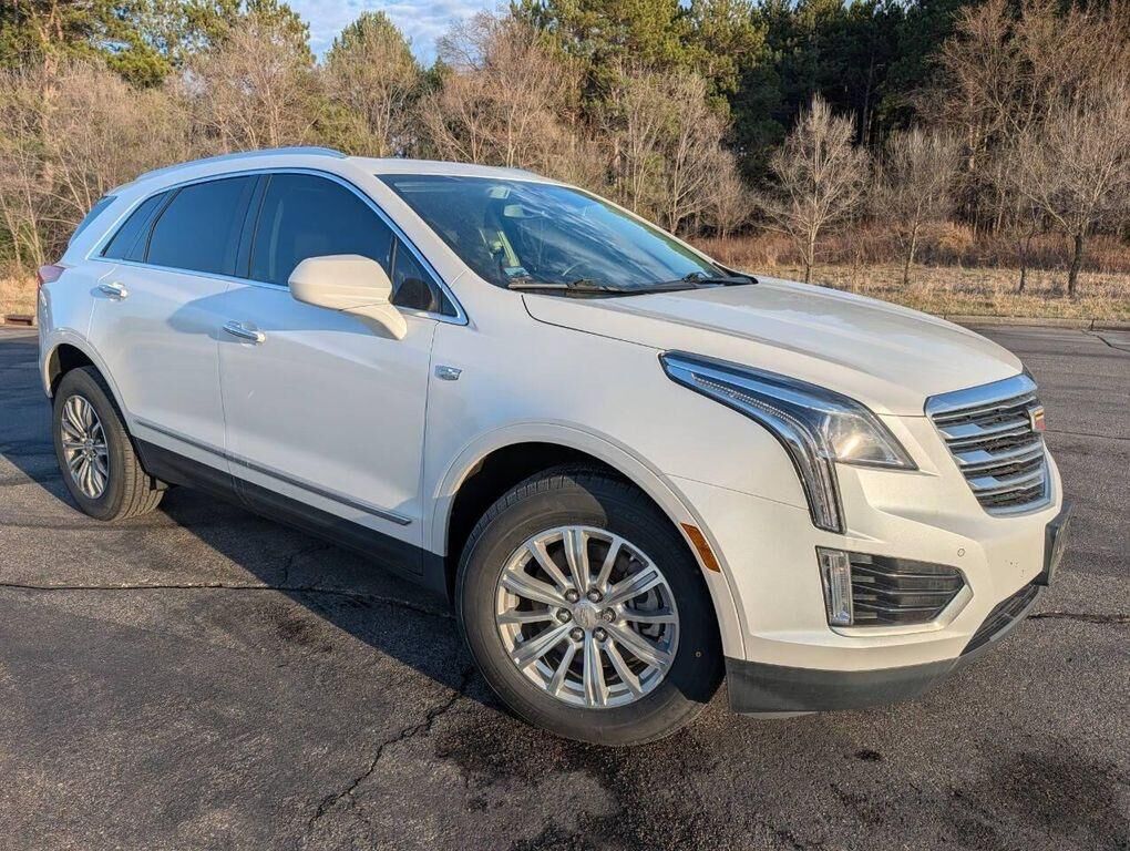 2017 CADILLAC XT5