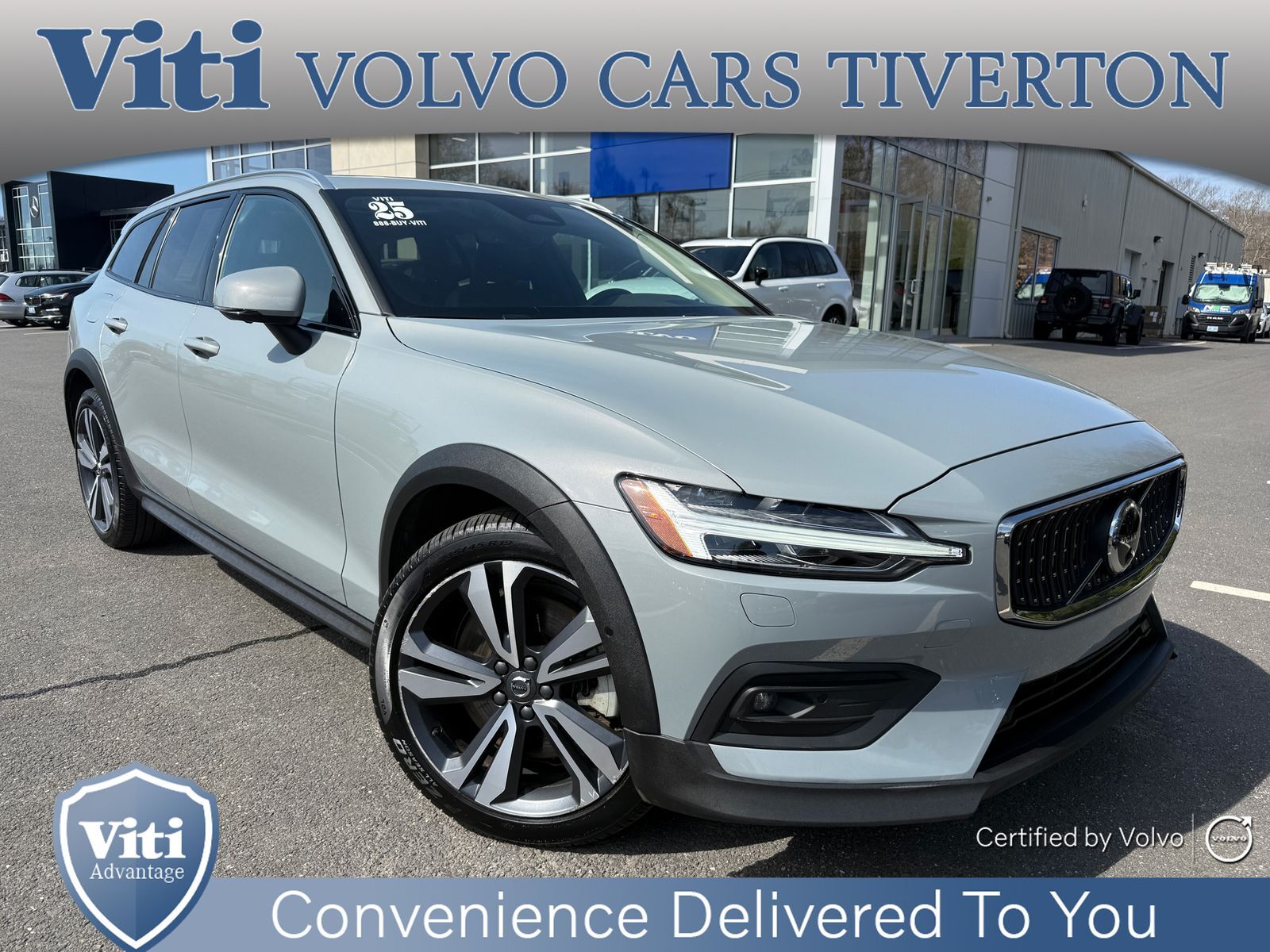 2025 VOLVO V60CC
