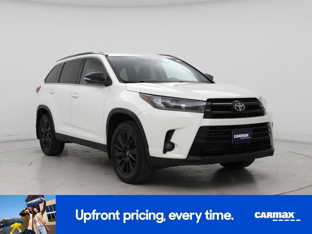 2019 TOYOTA Highlander