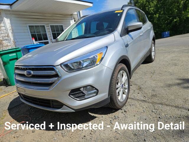 2017 FORD Escape