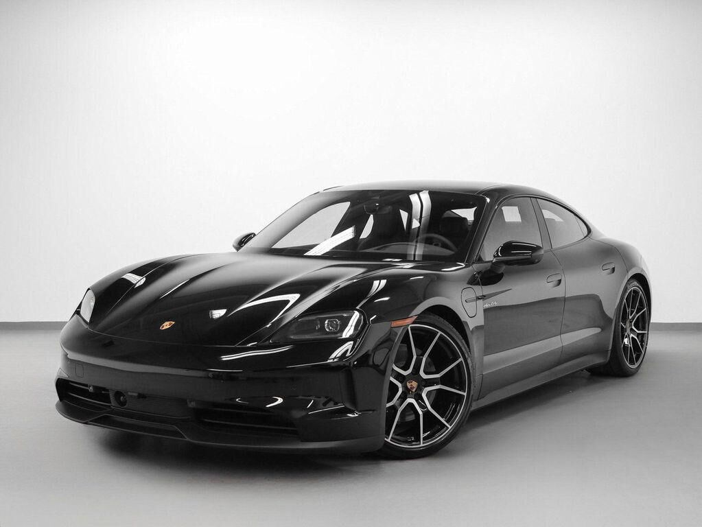 2025 PORSCHE Taycan