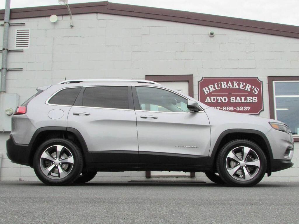 2019 JEEP Cherokee