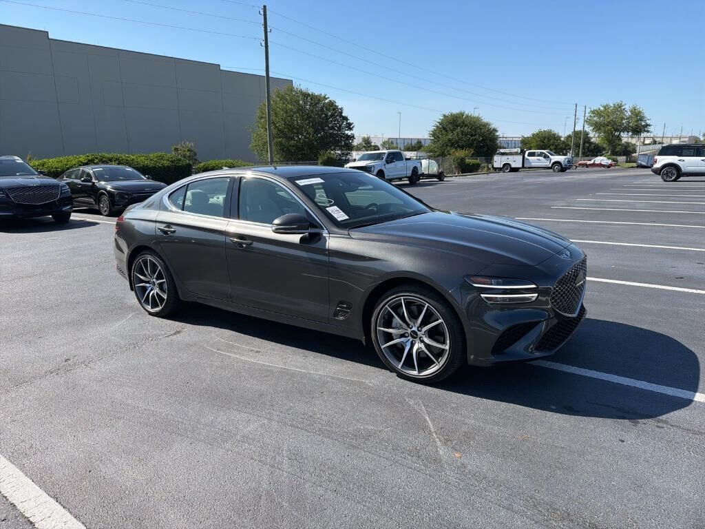 2025 GENESIS G70