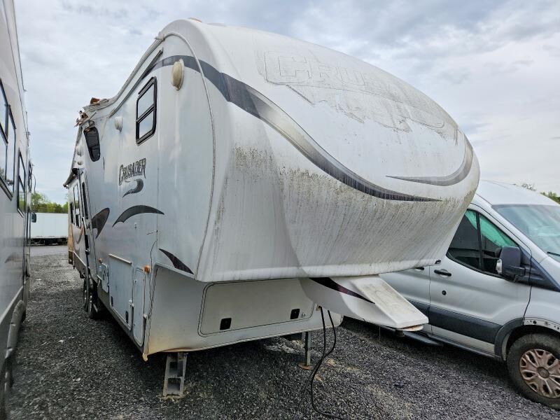 2012 FOREST RIVER Crusader