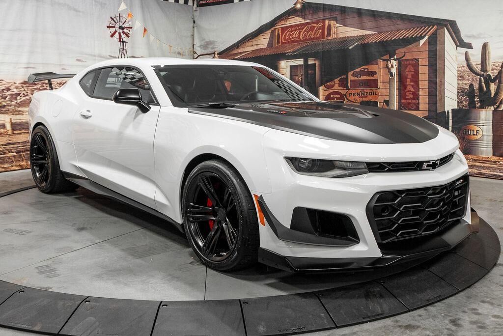 2024 CHEVROLET Camaro