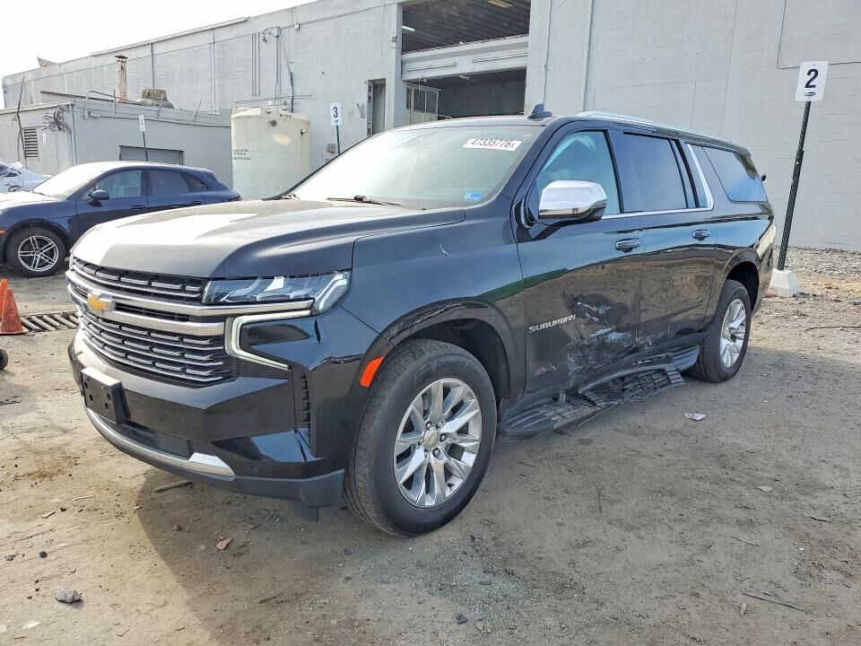 2022 CHEVROLET Suburban