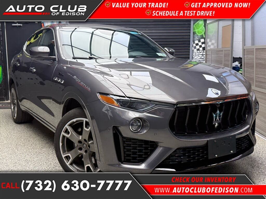 2023 MASERATI Levante