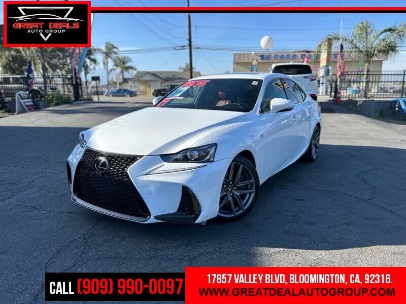 2017 LEXUS IS