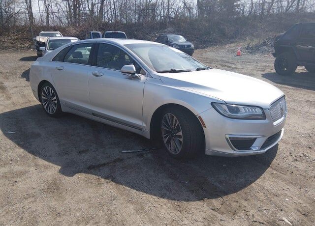 2017 LINCOLN MKZ