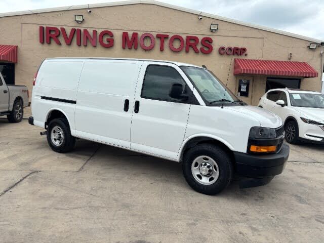 2020 CHEVROLET Express