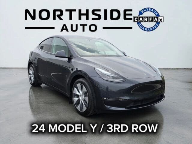 2024 TESLA Model Y