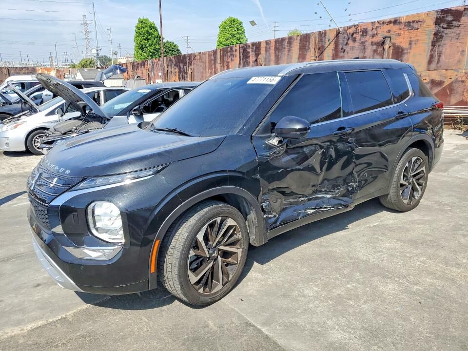 2023 MITSUBISHI Outlander