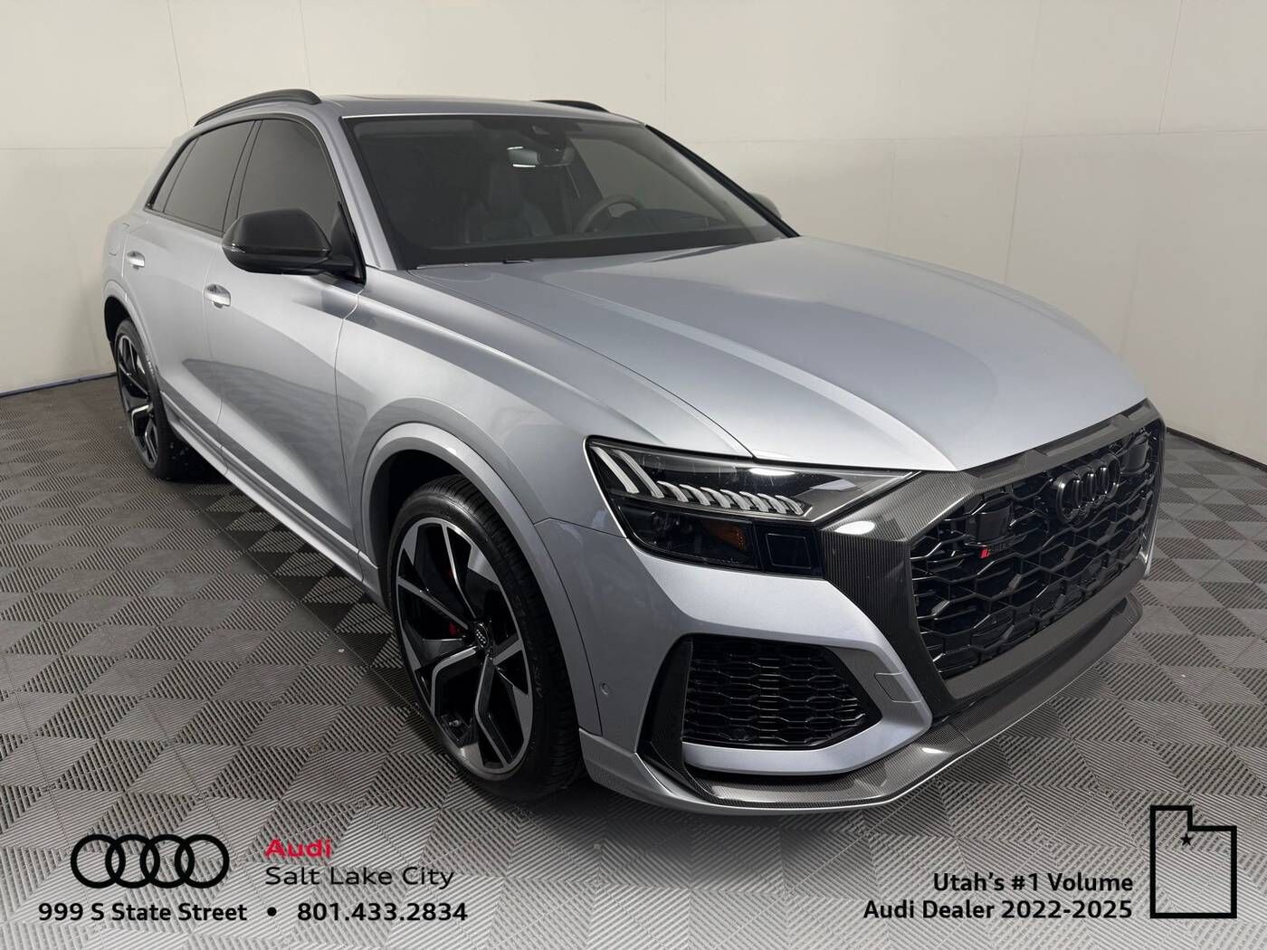 2022 AUDI RS Q8