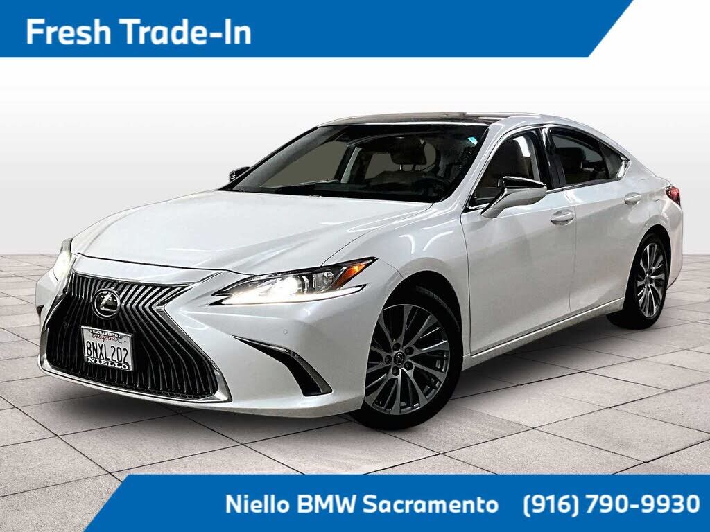 2020 LEXUS ES
