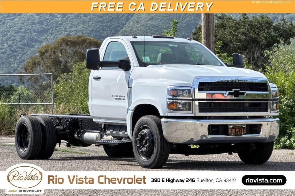 2024 GMC Silverado Medium Duty