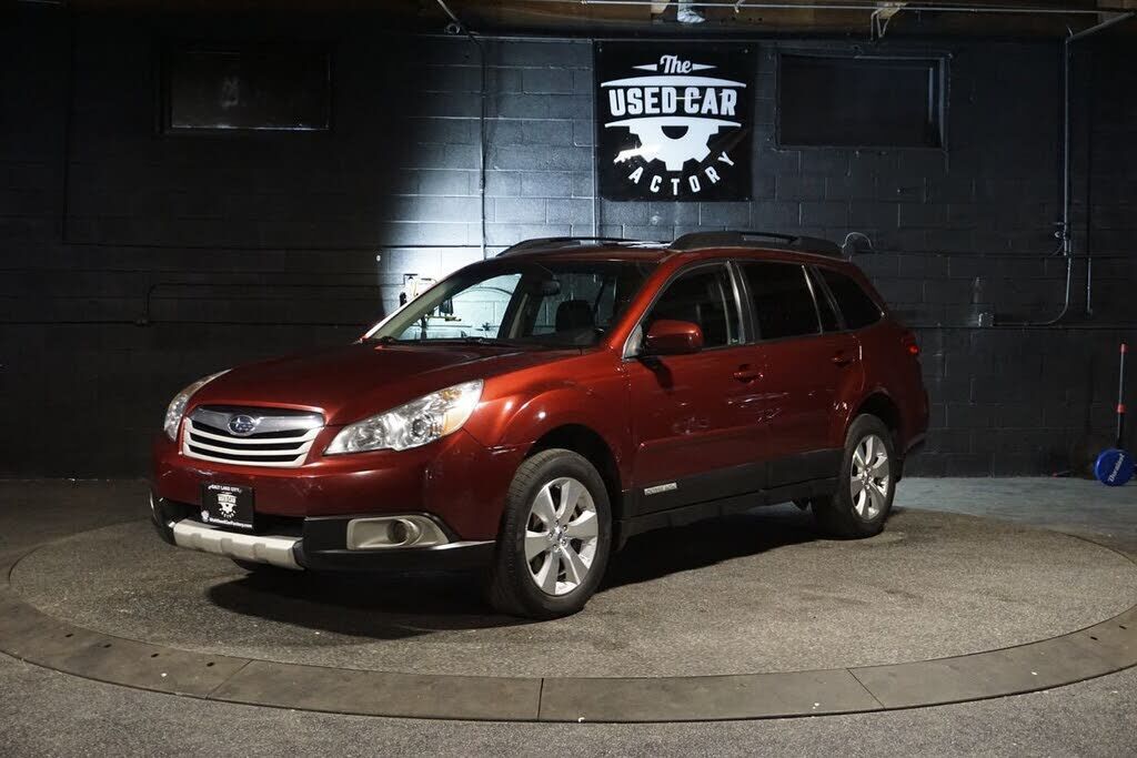 2012 SUBARU Outback