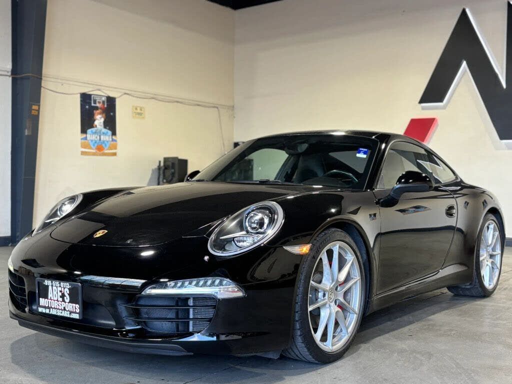 2012 PORSCHE 911