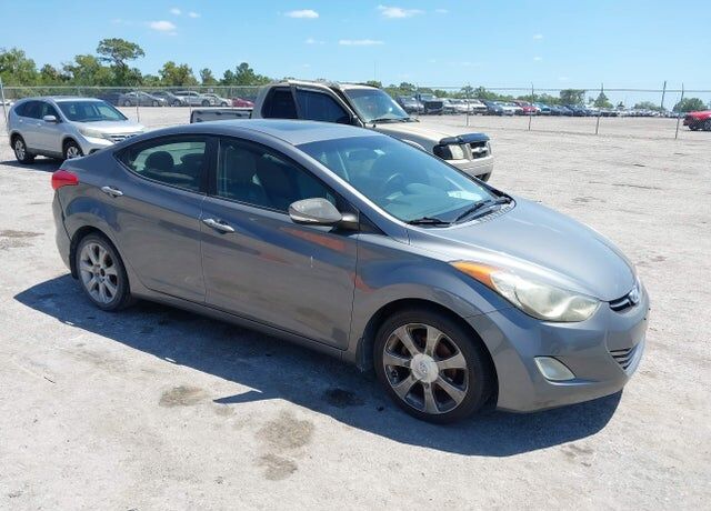 2012 HYUNDAI Elantra