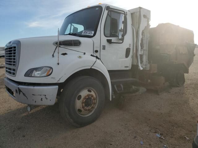 2018 FREIGHTLINER M2