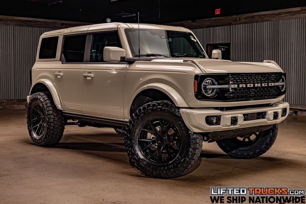 2025 FORD Bronco