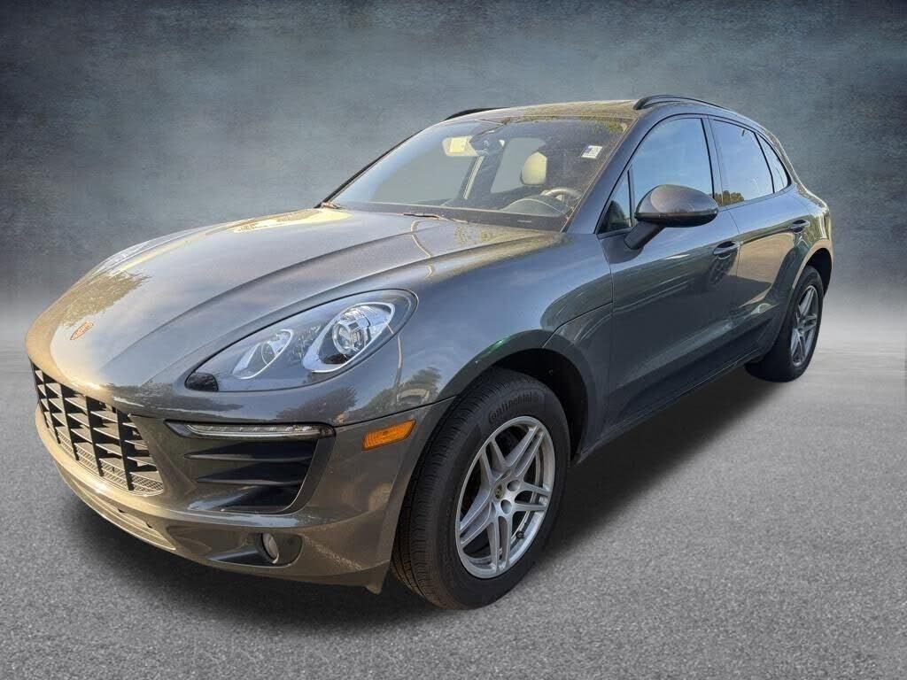2018 PORSCHE Macan