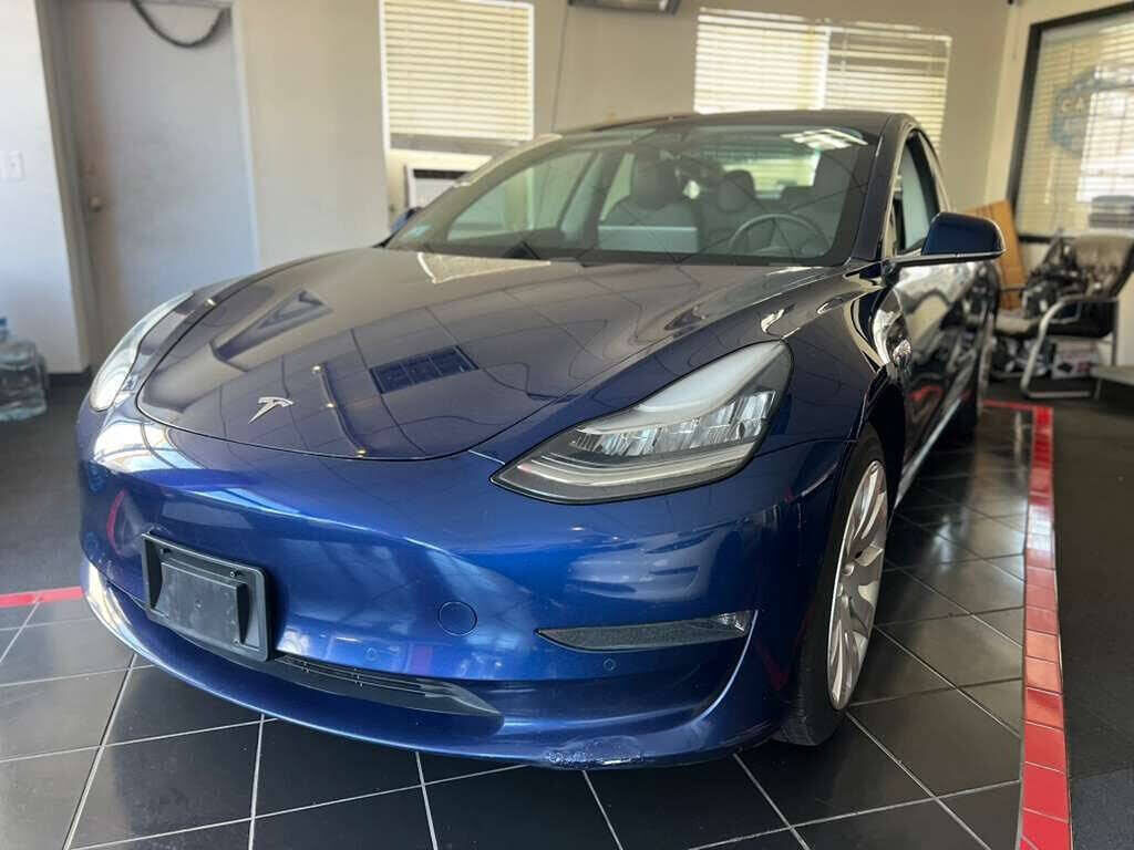 2019 TESLA Model 3