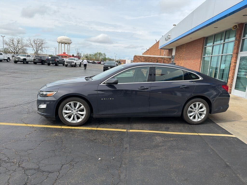 2025 CHEVROLET Malibu
