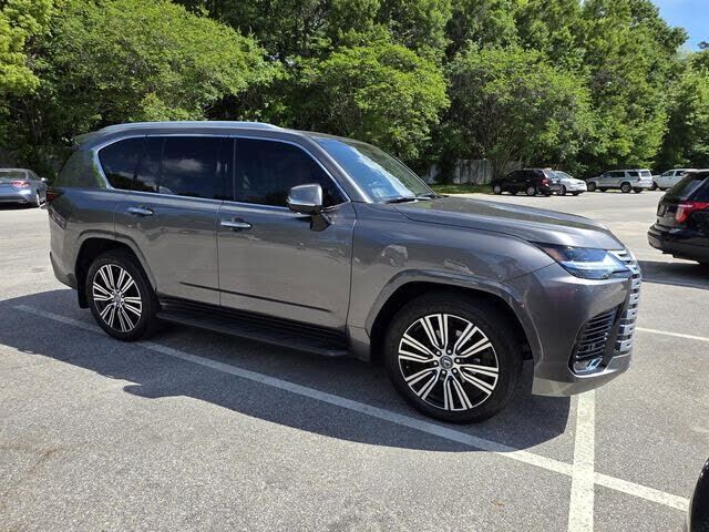 2024 LEXUS LX