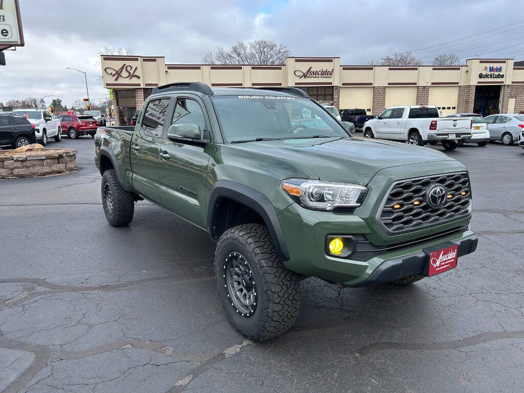 2022 TOYOTA Tacoma