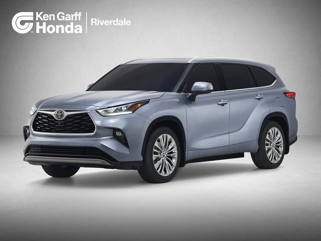 2022 TOYOTA Highlander