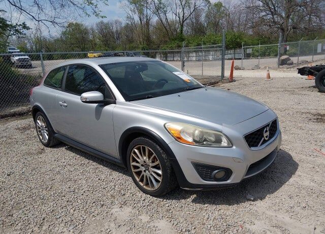 2011 VOLVO C30