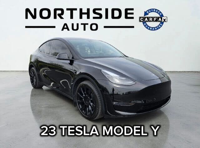 2023 TESLA Model Y