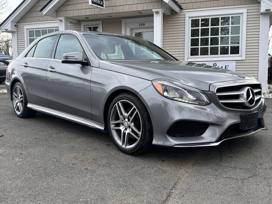 2015 MERCEDES-BENZ E-Class