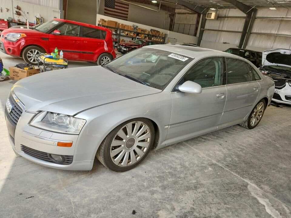 2006 AUDI A8