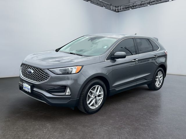 2023 FORD Edge