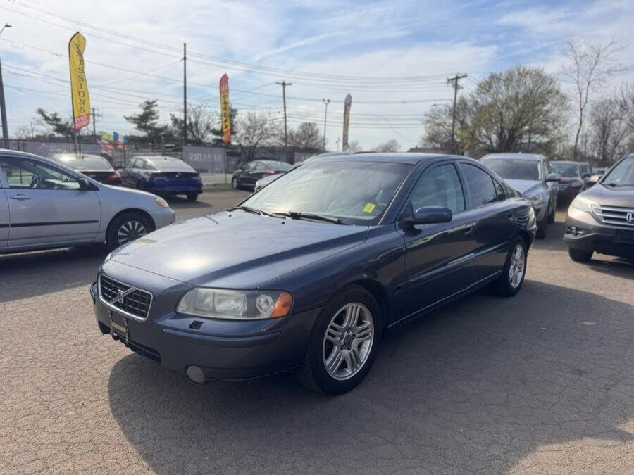 2005 VOLVO S60