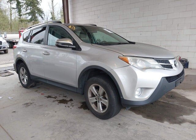 2015 TOYOTA RAV4