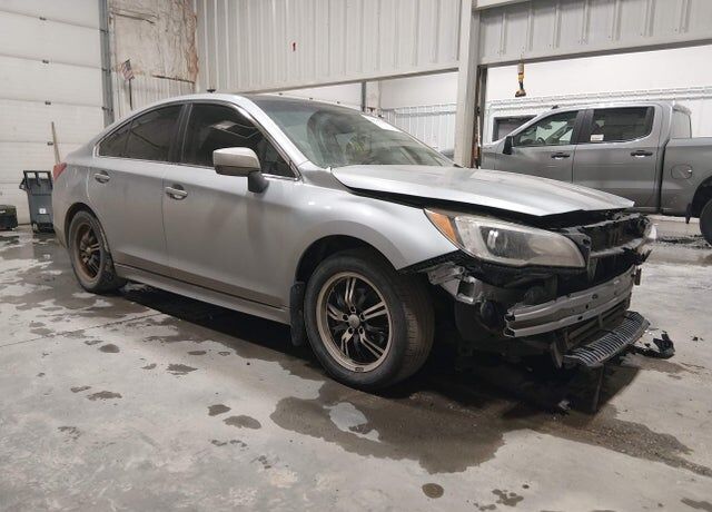 2015 SUBARU Legacy