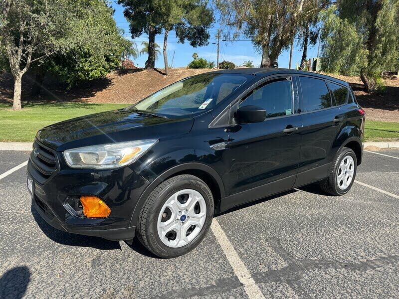 2017 FORD Escape