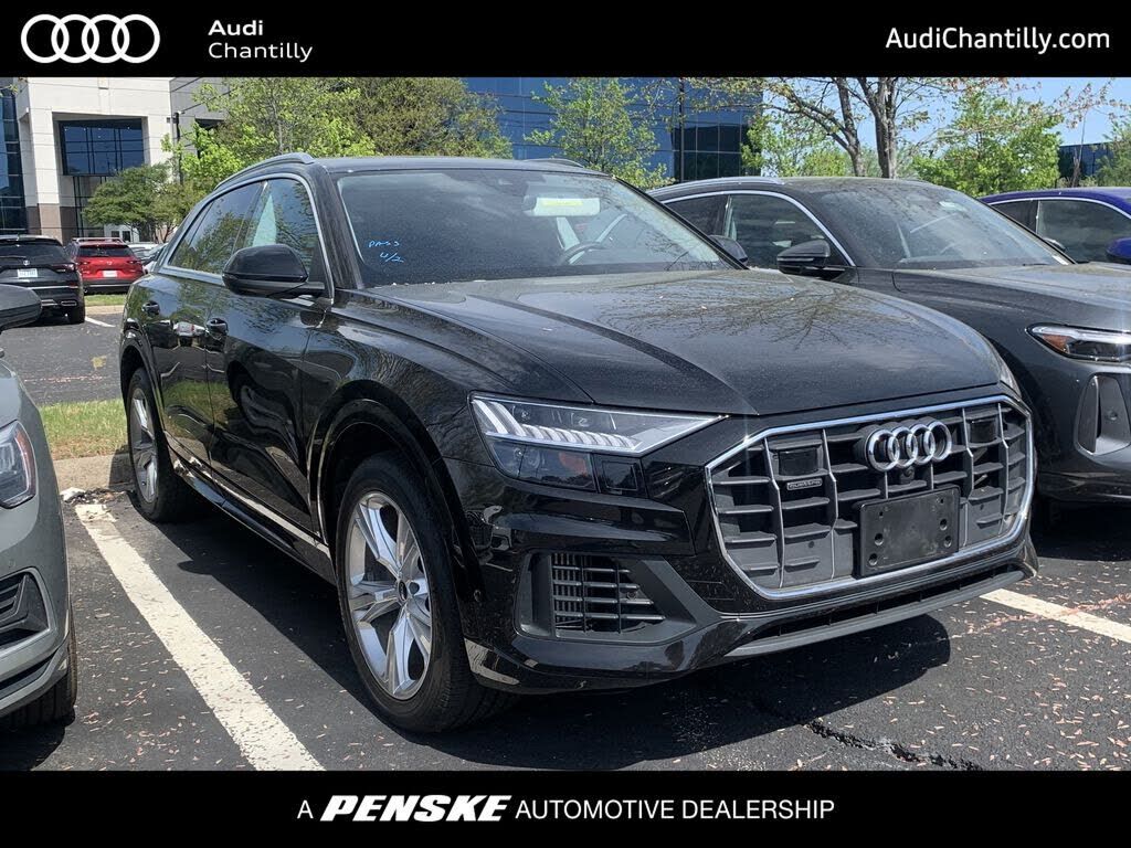 2023 AUDI Q8