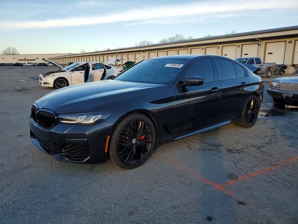 2023 BMW M5
