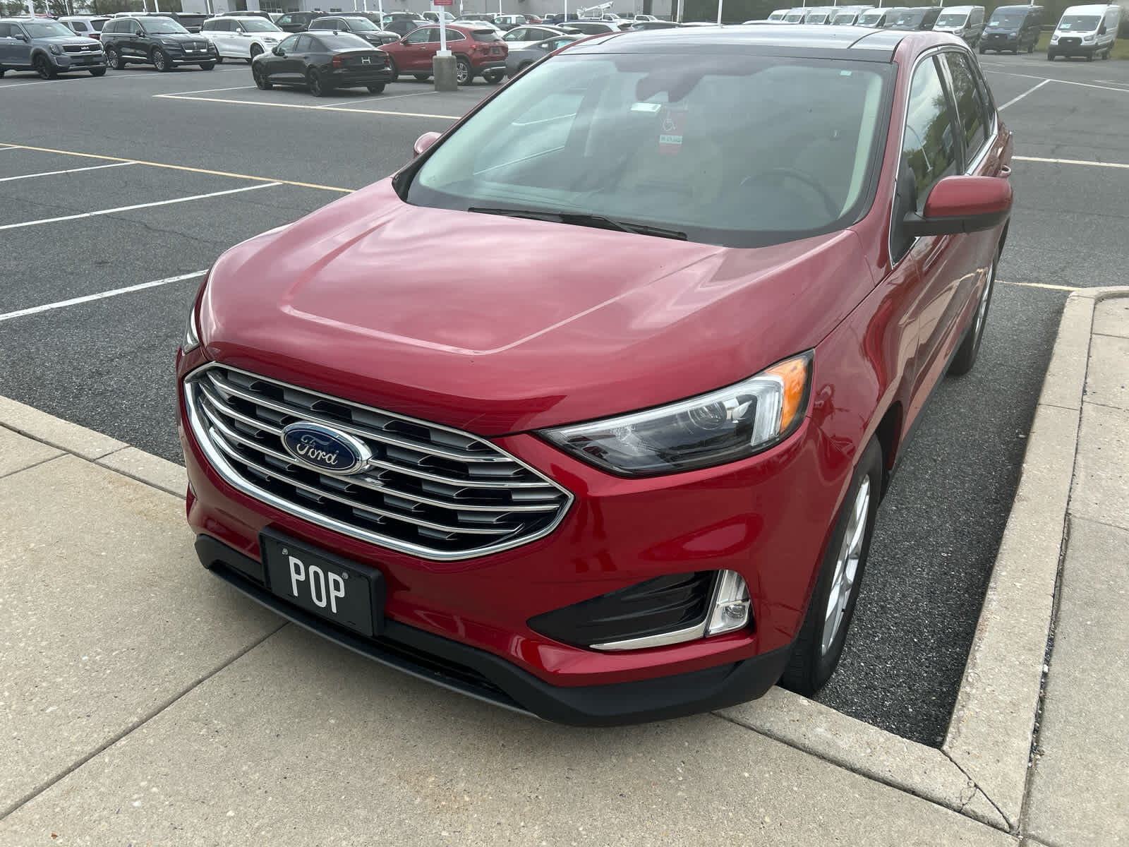2022 FORD Edge