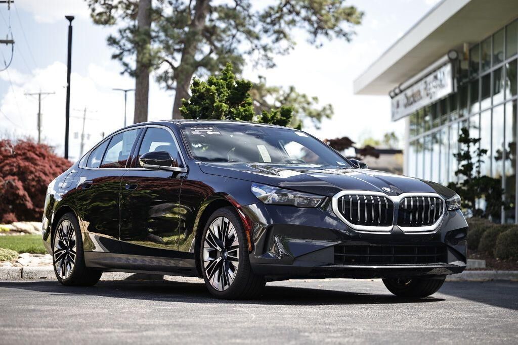 2025 BMW i5