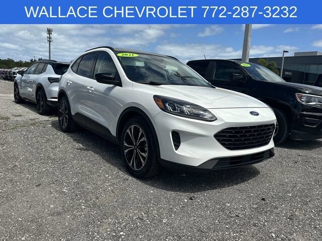 2021 FORD Escape