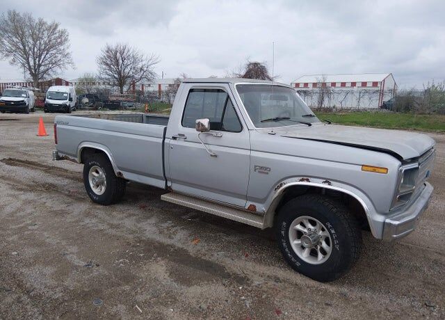 1985 FORD F-250