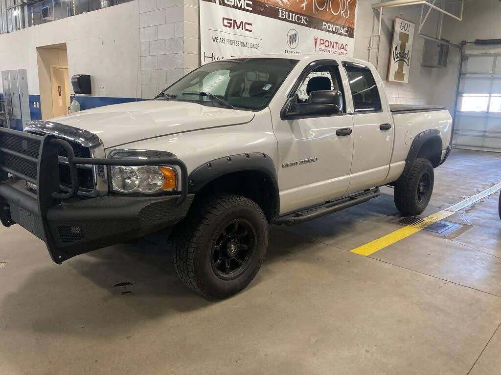 2004 DODGE Ram