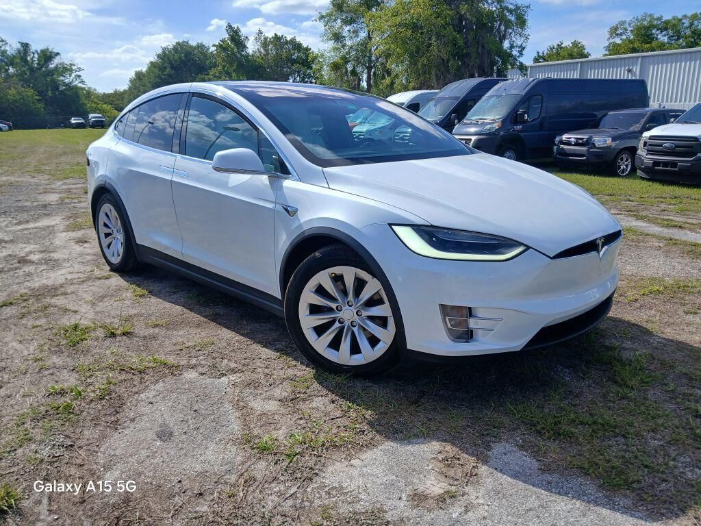 2017 TESLA Model X