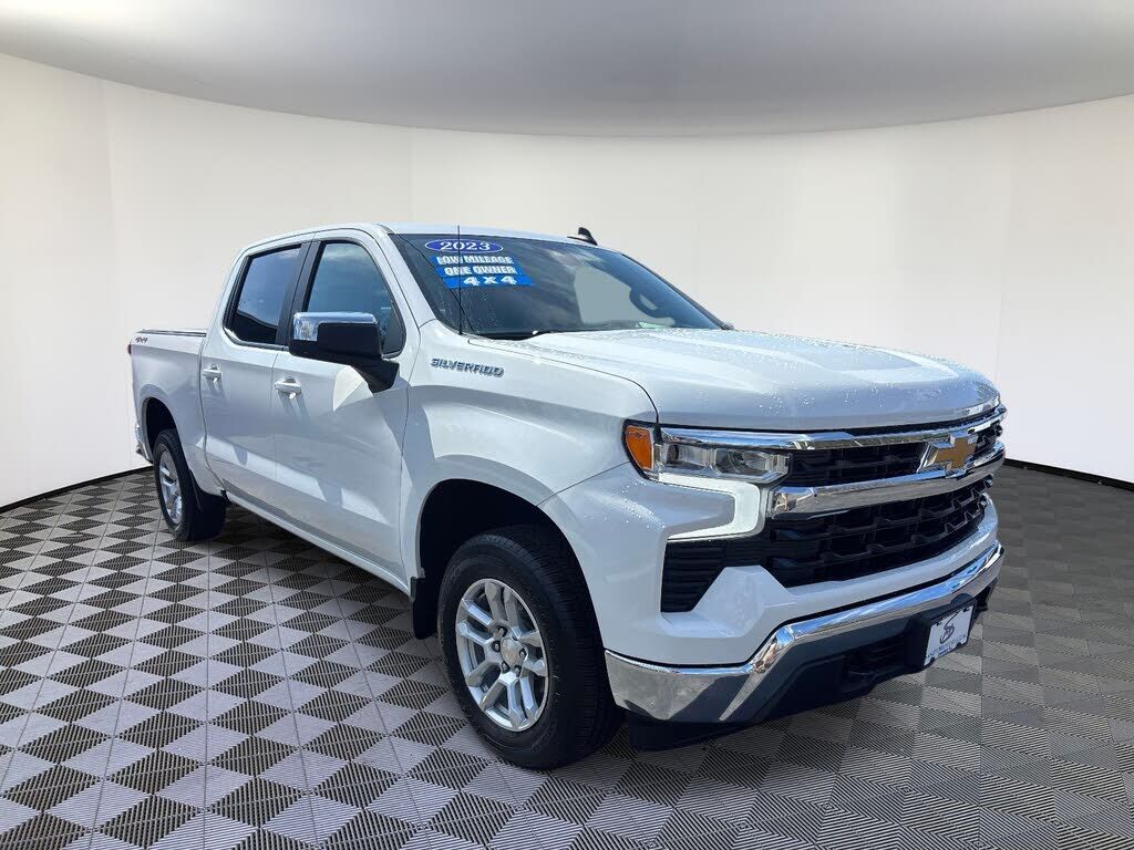 2023 CHEVROLET Silverado
