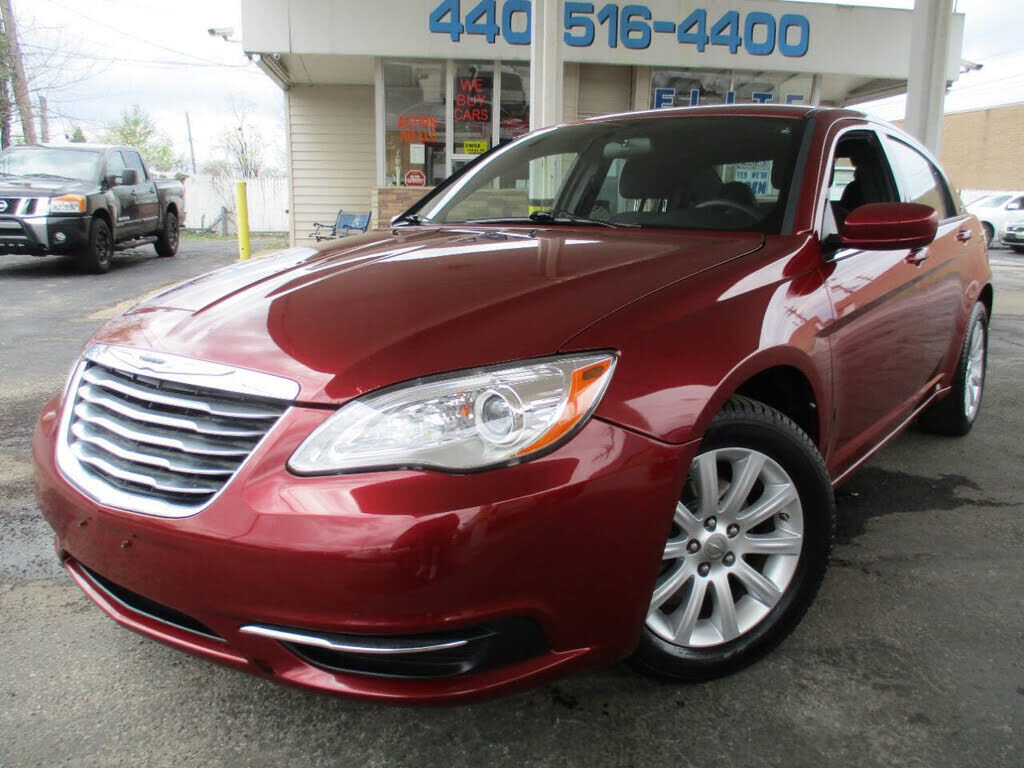 2013 CHRYSLER 200